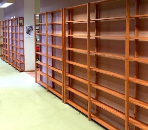 Kirjahylly-kirjasto-IMG 1288     
